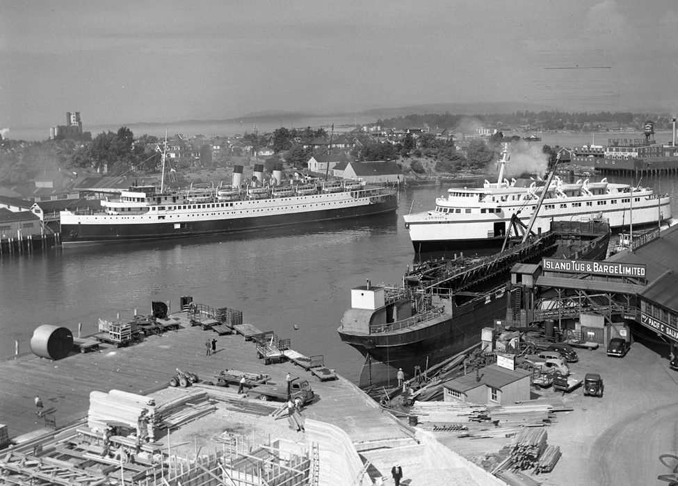 Photo: Victoria Inner Harbour looking Southeast, British Columbia, 1947, Photographer: W. Atkins, CSTM/CN000238