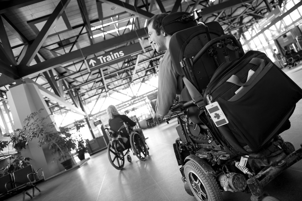 Photo: Travellers with mobility impairments at the VIA Rail station in Ottawa, Ontario. (Photo: Canadian Transportation Agency)